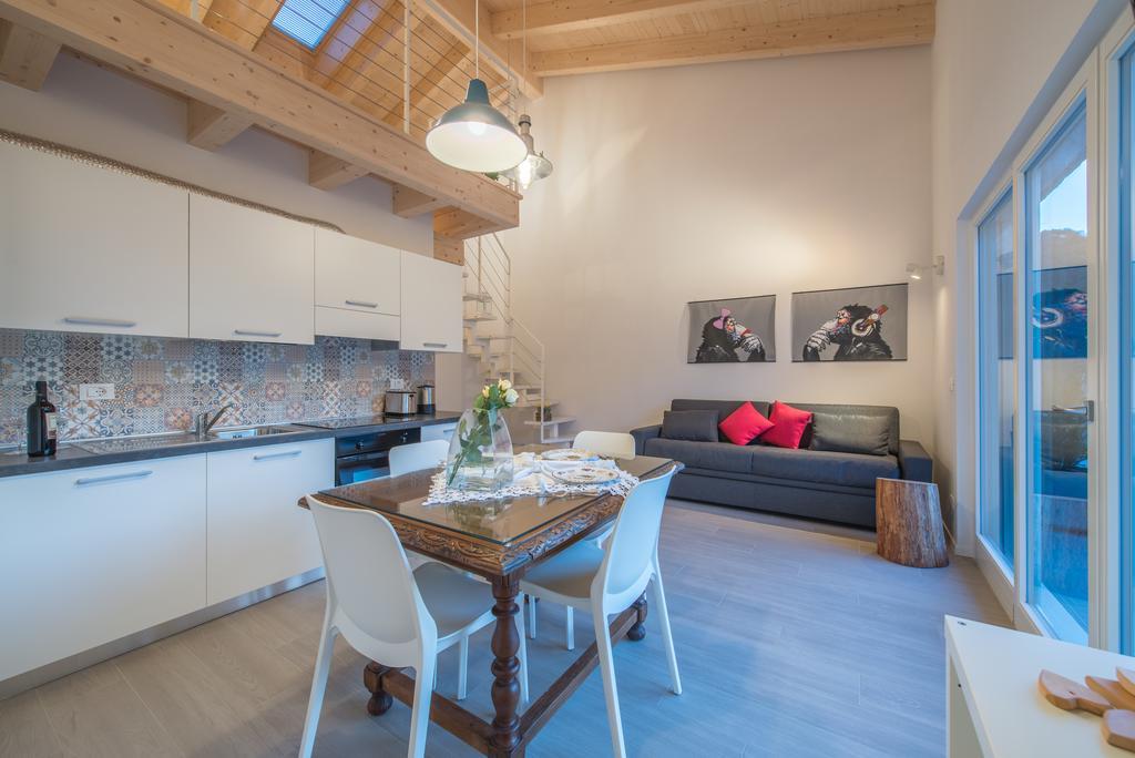 La Gazza Ladra Apartments - Garda Chill Out Drena Exterior photo